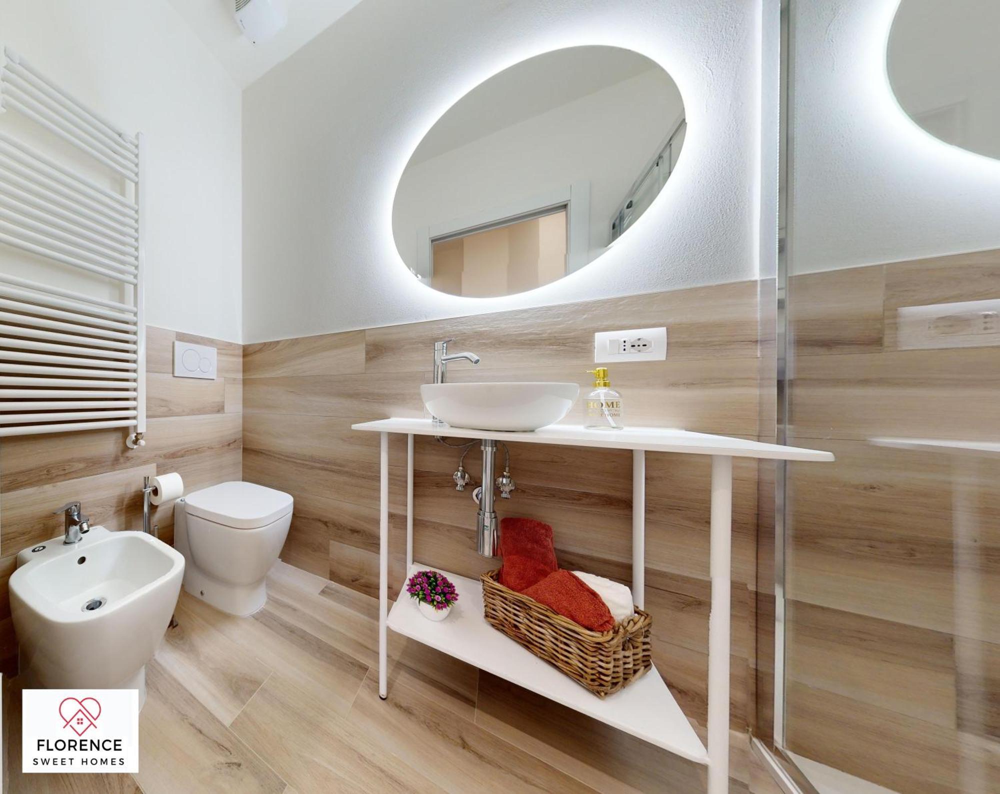 Sonia Apartment With Free Parking By Florence Sweet Homes Exteriör bild