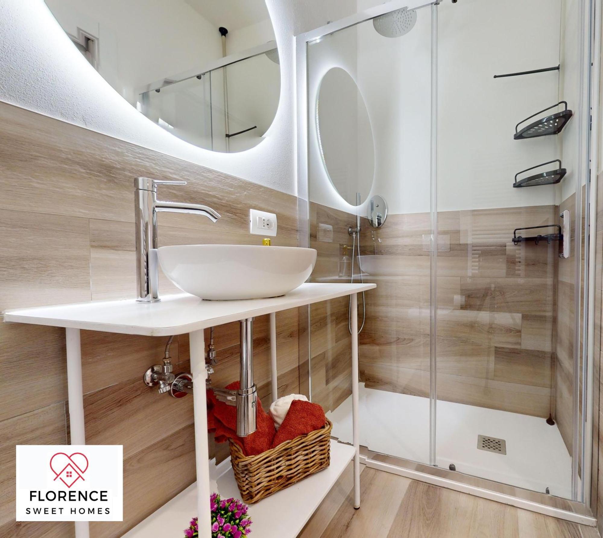 Sonia Apartment With Free Parking By Florence Sweet Homes Exteriör bild